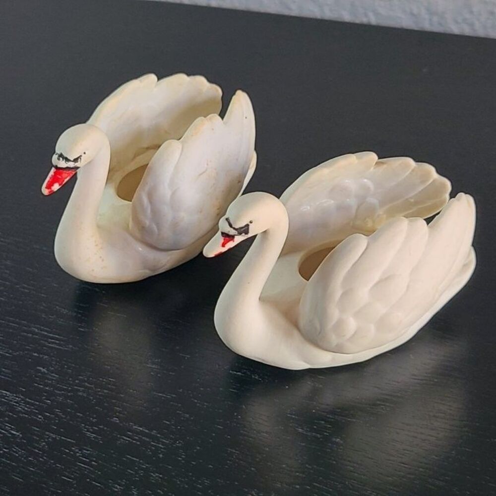 Vintage Goebel White Porcelain Swan Figurine Pair West Germany ZV 103 IV Birds 2